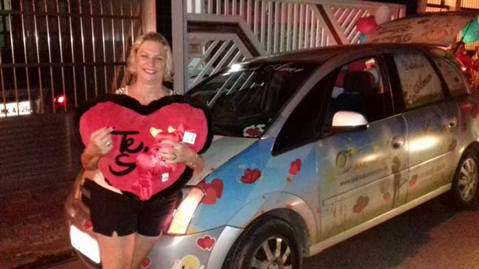 Carro de Mensagens de Aniversário
