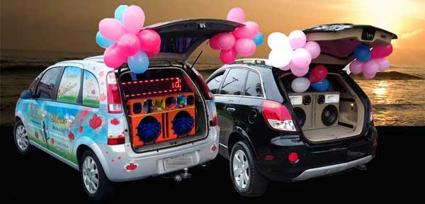 Telemensagem com carro de Som