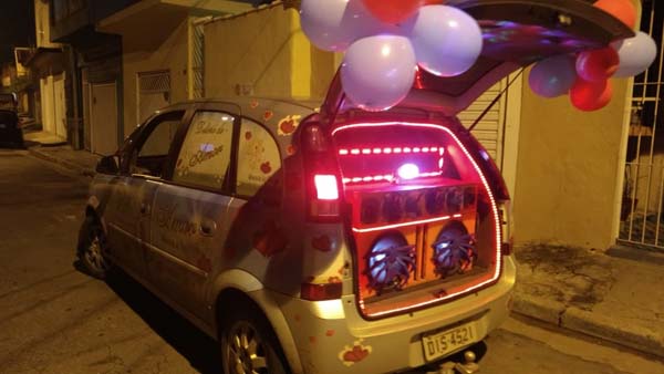 Carro de Homenagem em Guarulhos
