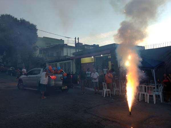 Carro de Declaração na Zona Leste