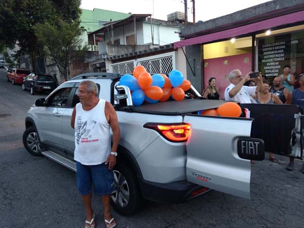 Carro de Declaração na Zona Leste
