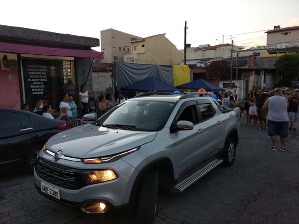 Carro de Declaração na Zona Leste