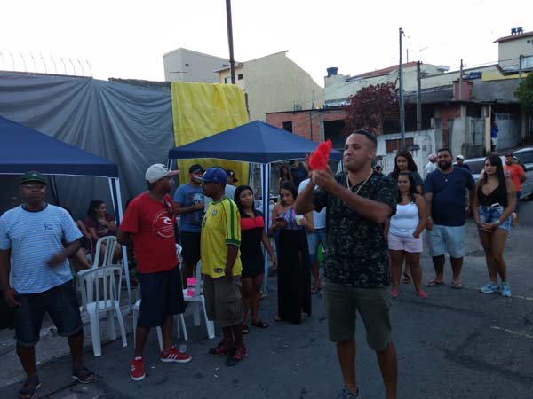 Carro de Declaração na Zona Leste