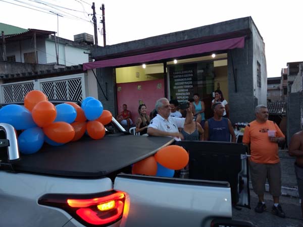 Carro de Declaração na Zona Leste