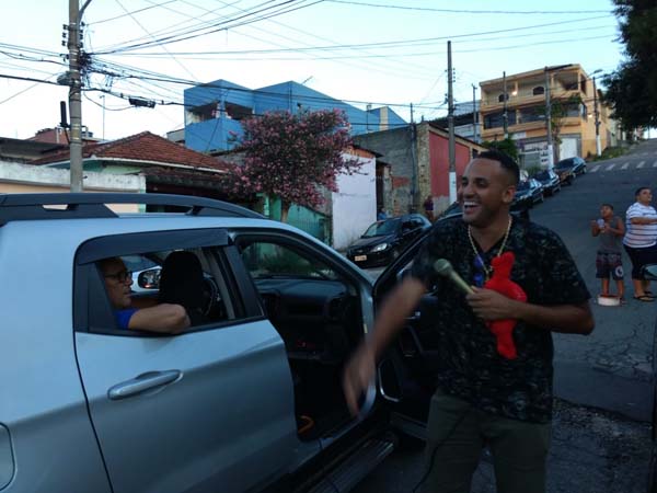 Carro de Declaração na Zona Leste